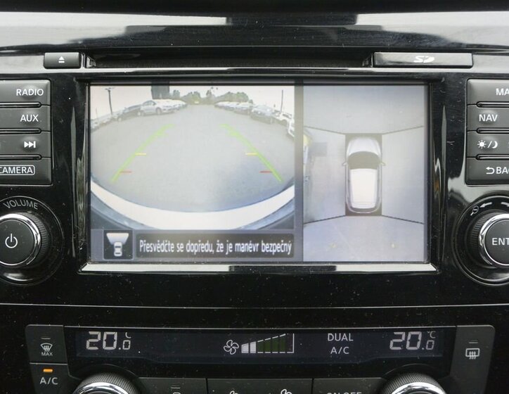 Nissan Qashqai SUV / Terénní 1,2 l 85 kw