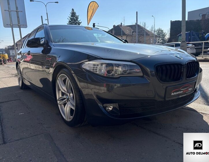 BMW Řada 5 Kombi 3,0 l 190 kw