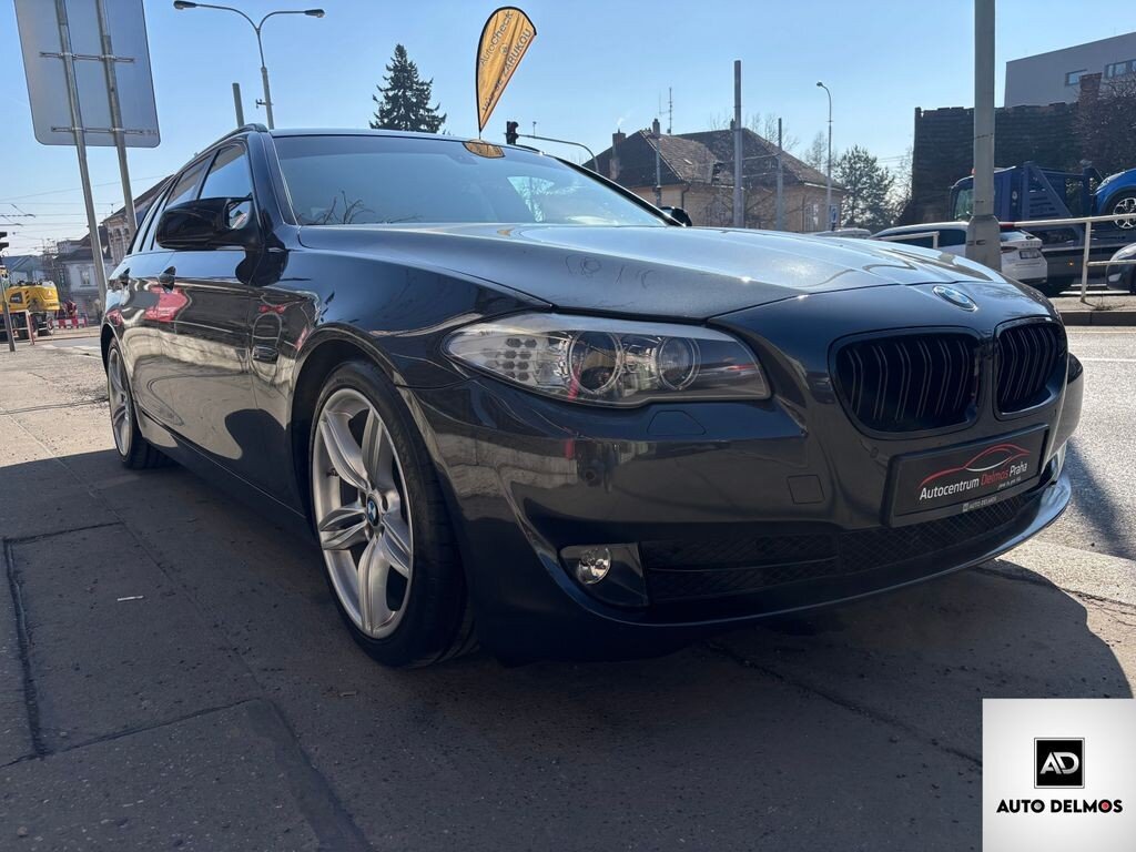BMW Řada 5 Kombi 3,0 l 190 kw