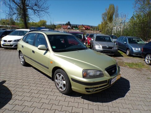 Hyundai Elantra Liftback 1,6 l 77 kw
