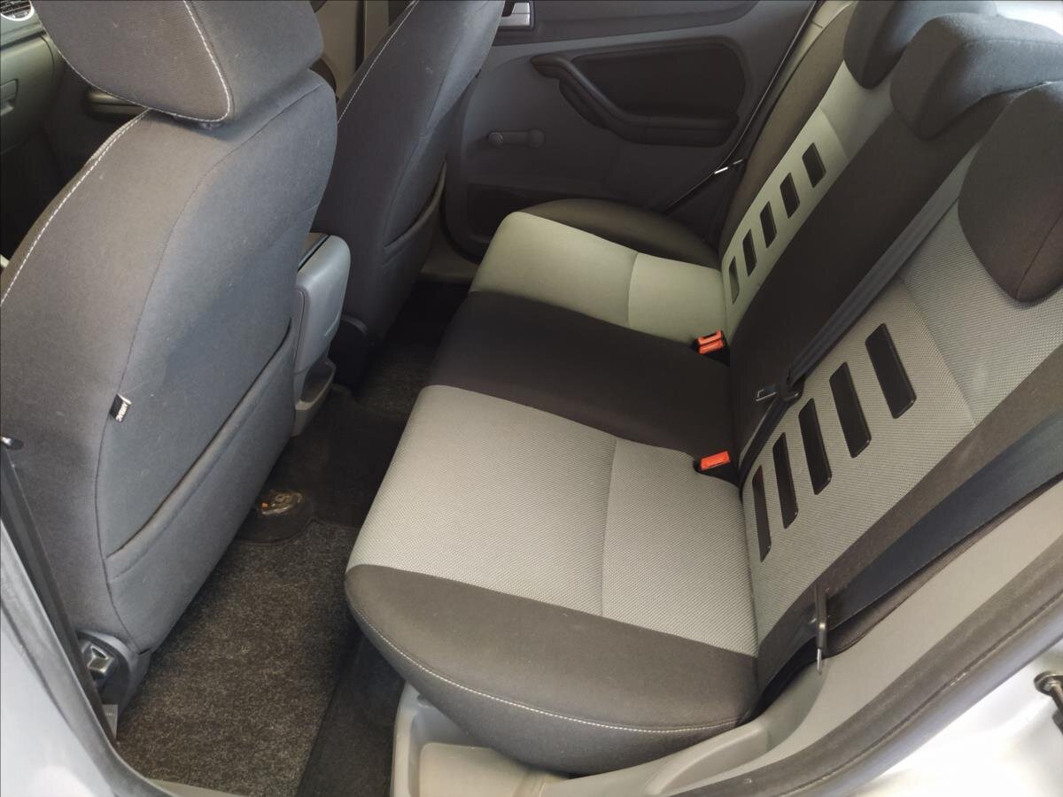 Ford Focus Hatchback 1,6 l 74 kw