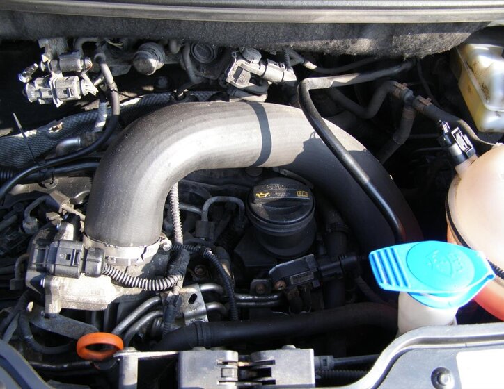 Volkswagen Caravelle 25