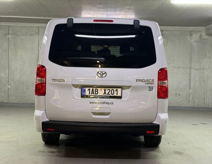Toyota ProAce Verso 6