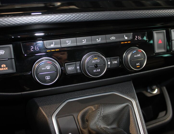 Volkswagen Multivan MPV 2,0 l 146 kw