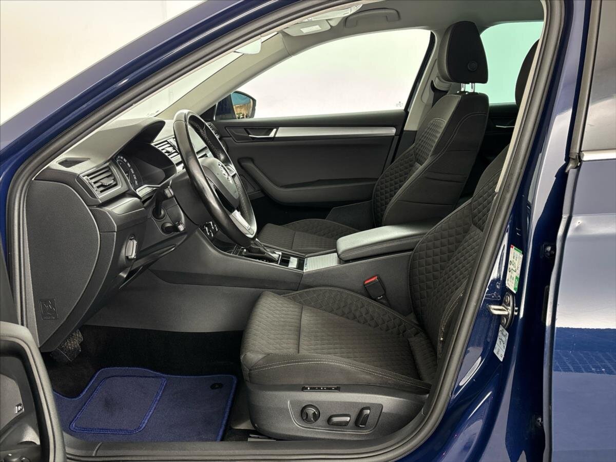 Škoda Superb Kombi 2,0 l 110 kw