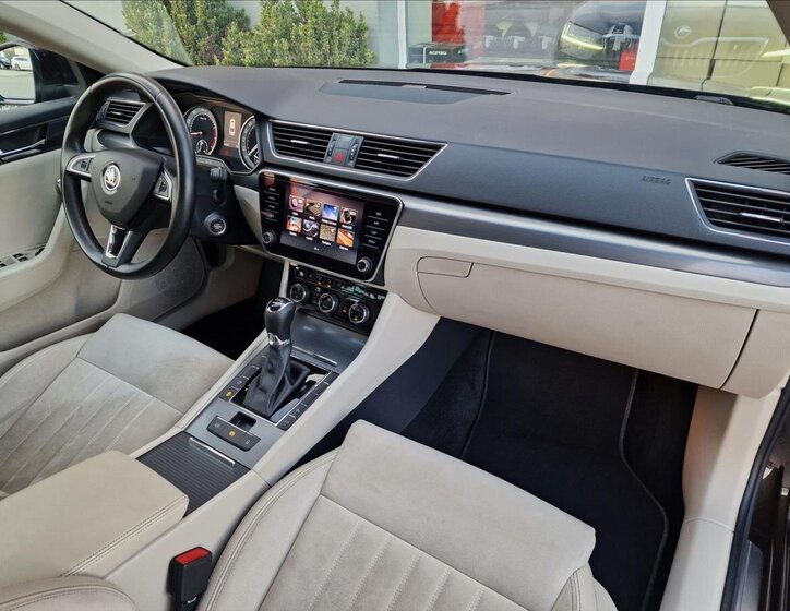 Škoda Superb Liftback 1,5 l 110 kw