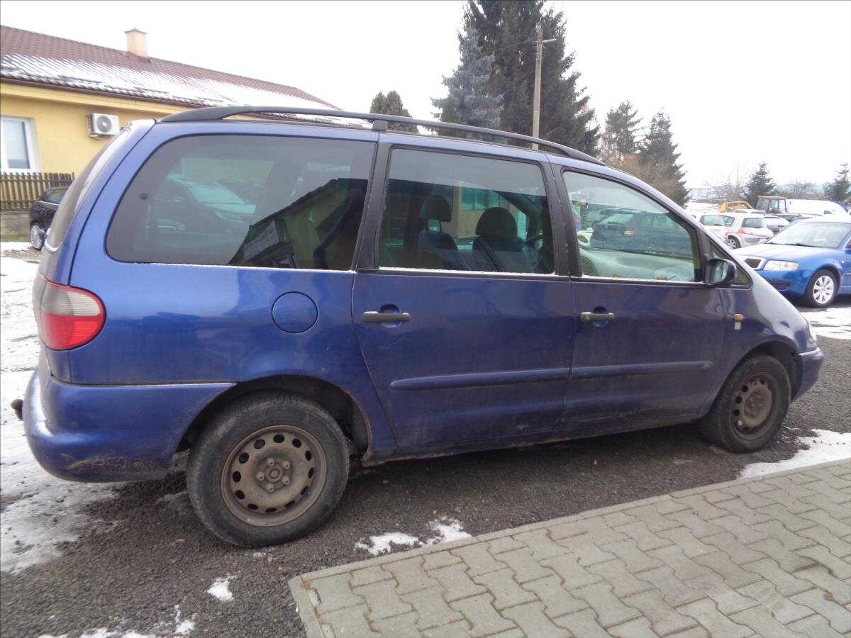 Ford Galaxy Kombi 2,0 l 81 kw