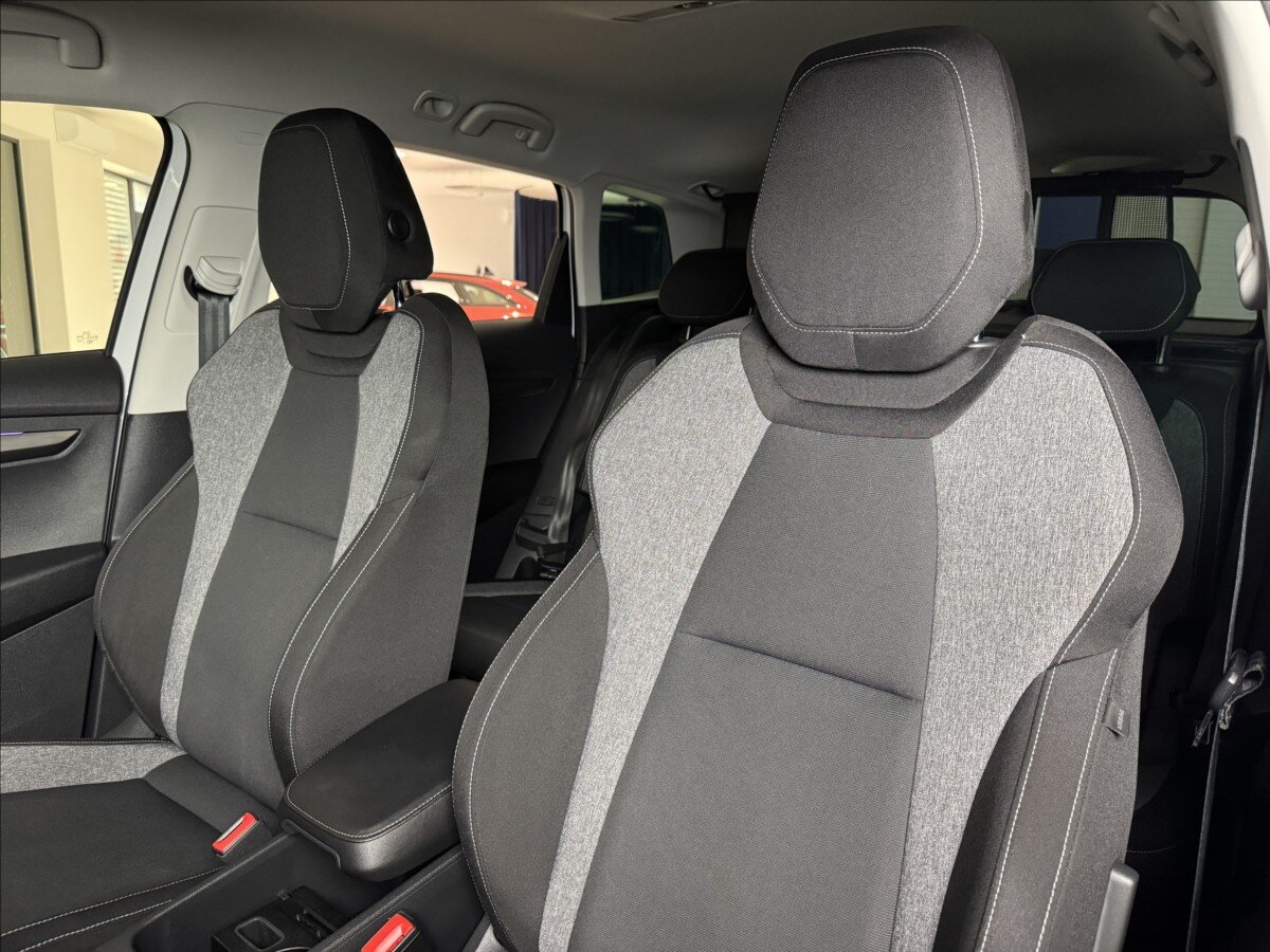 Škoda Karoq SUV / Terénní 1,5 l 110 kw