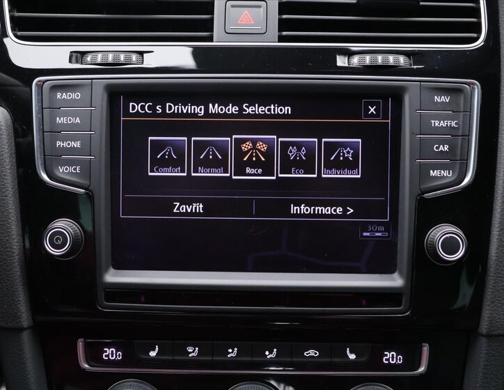 Volkswagen Golf Hatchback 2,0 l 221 kw