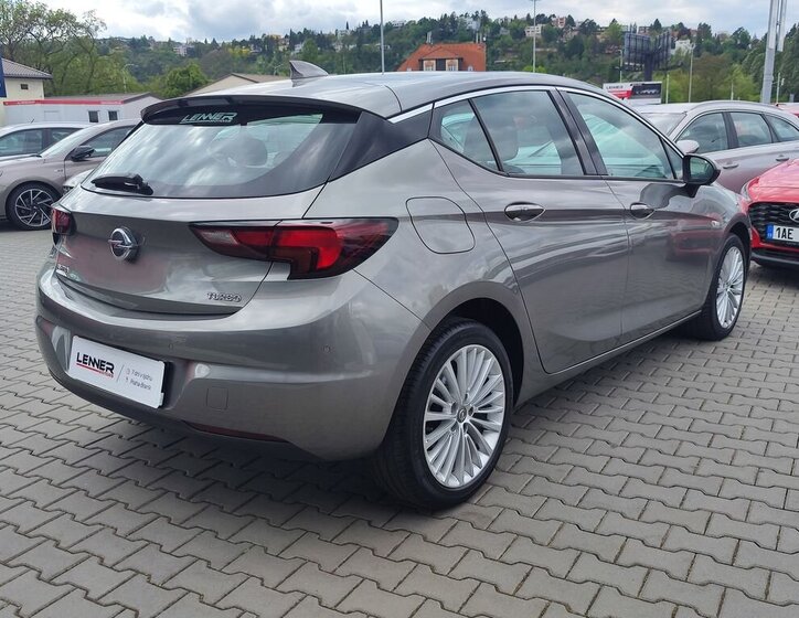Opel Astra Hatchback 1,4 l 92 kw