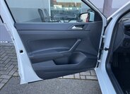 Volkswagen Polo Hatchback 999,0 48 kw