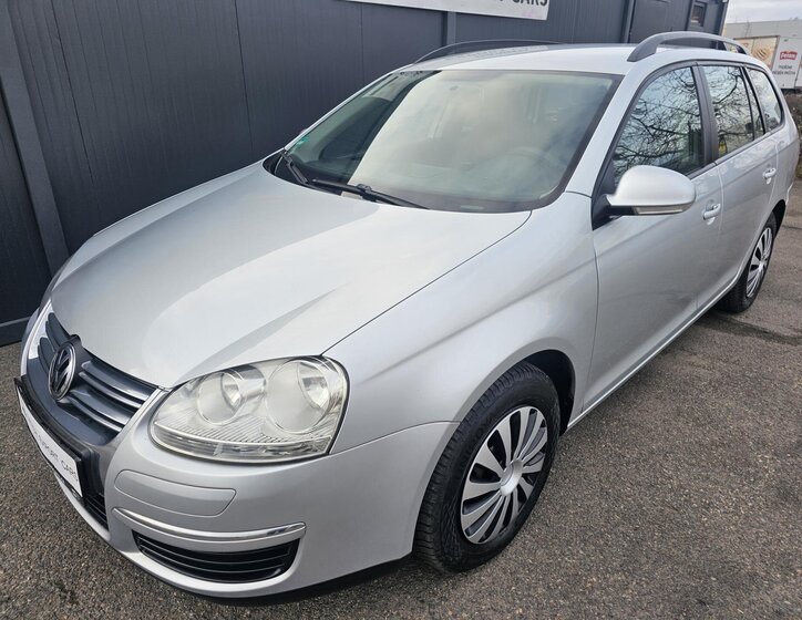 Volkswagen Golf Kombi 2,0 l 77 kw