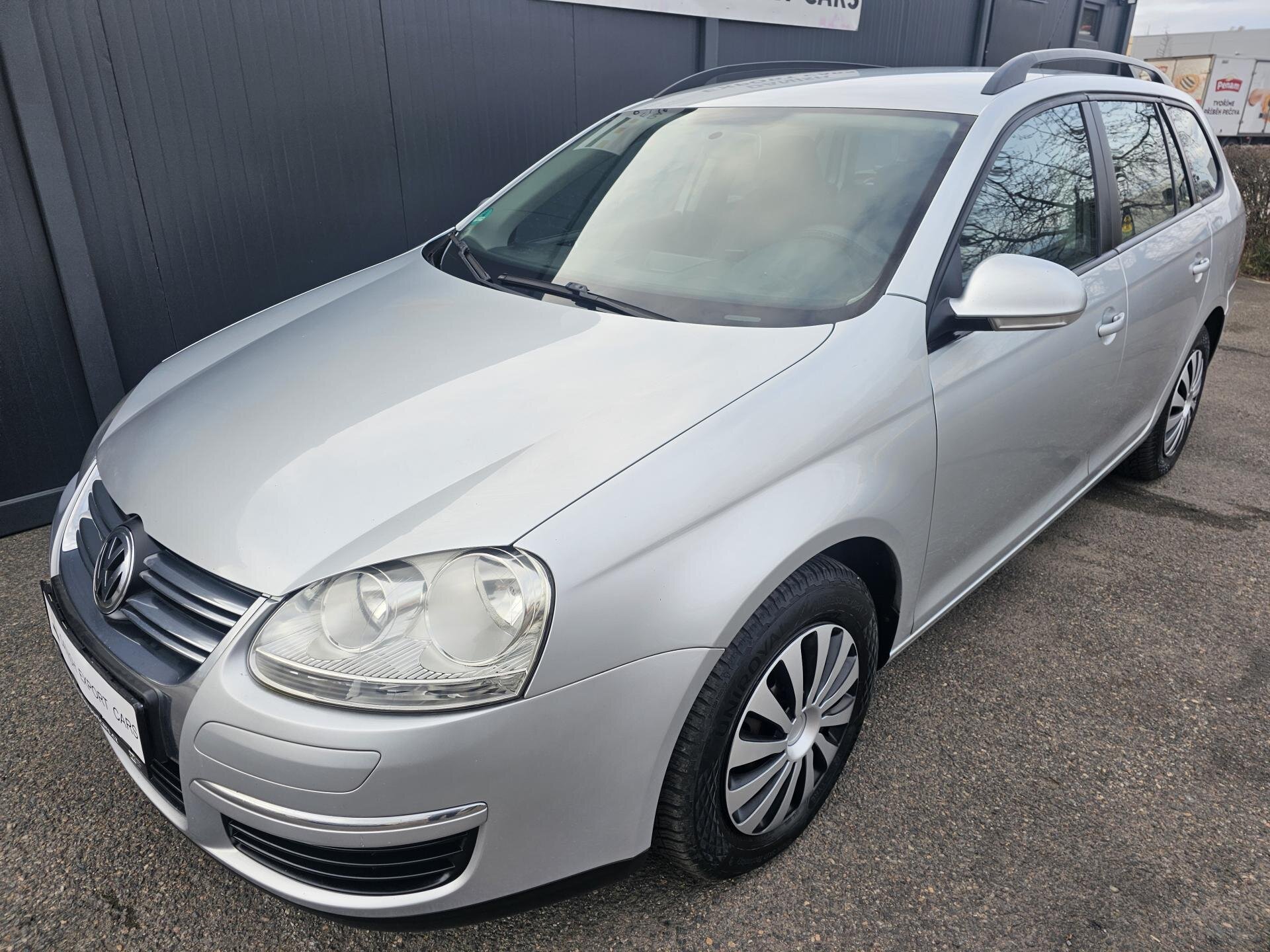 Volkswagen Golf Kombi 2,0 l 77 kw