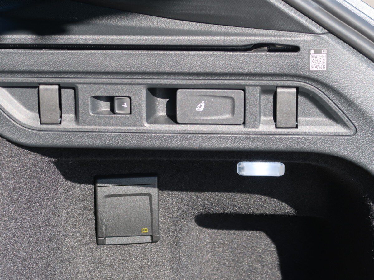 Volkswagen Passat Kombi 1,5 l 130 kw