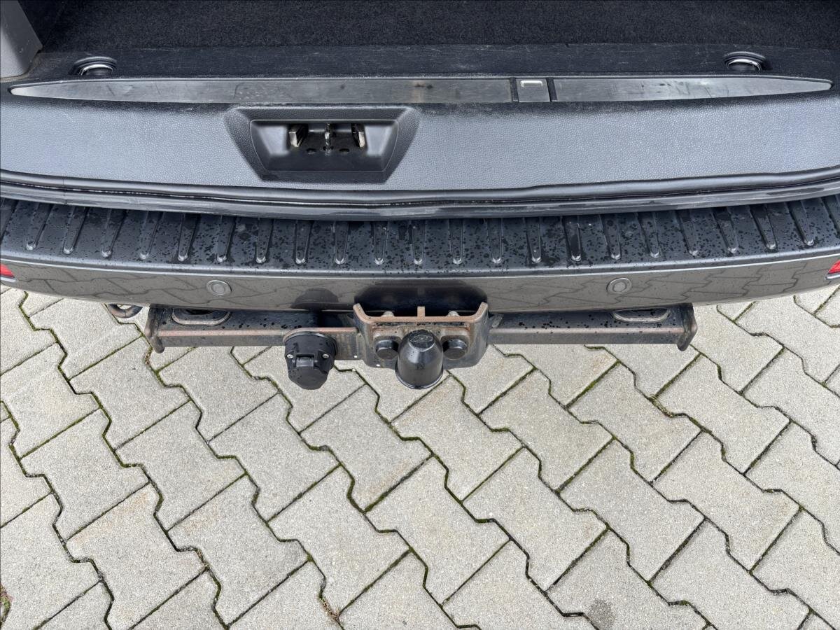 Ford Tourneo Custom Kombi 2,0 l 136 kw