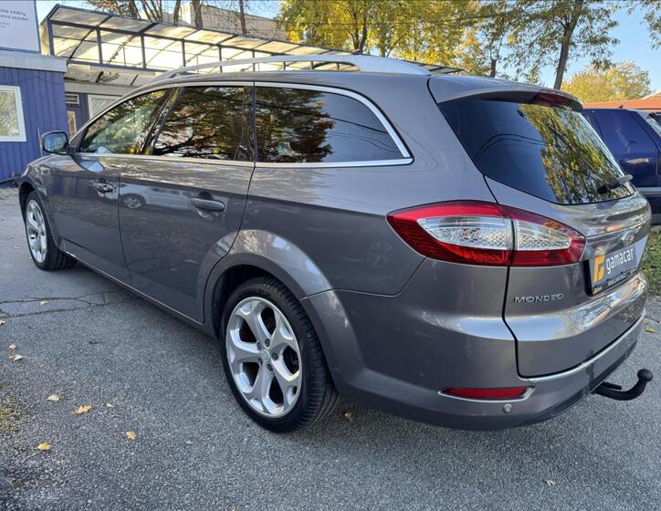 Ford Mondeo 10