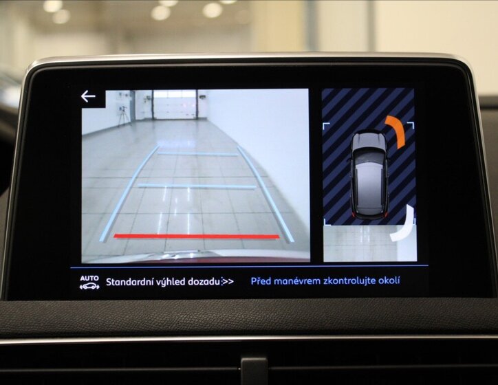 Peugeot 3008 SUV / Terénní 1,2 l 96 kw