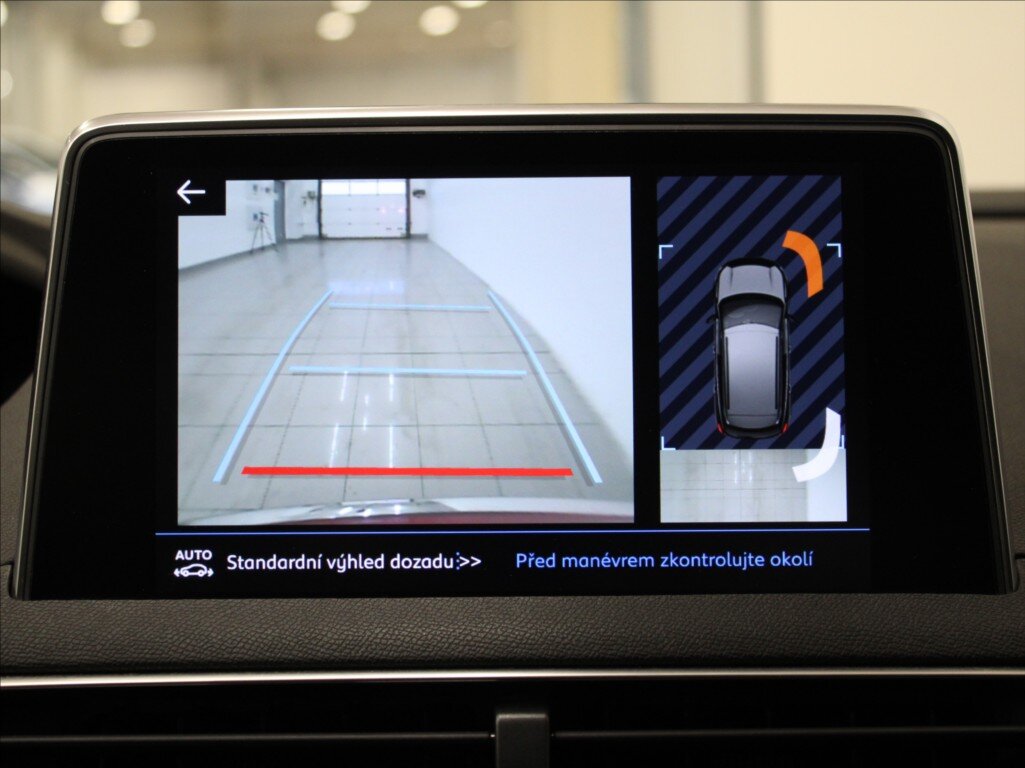 Peugeot 3008 SUV / Terénní 1,2 l 96 kw