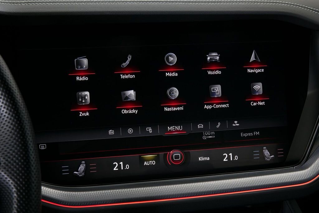 Volkswagen Touareg SUV / Terénní 3,0 l 210 kw