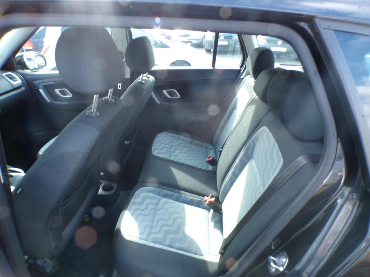 Škoda Fabia Kombi 1,6 l 77 kw