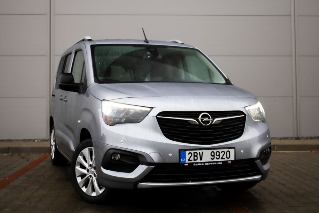 Opel Combo MPV 1,2 l 96 kw