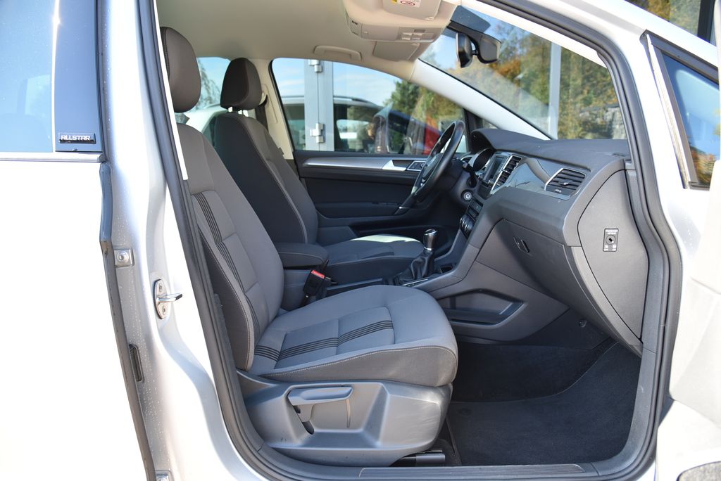 Volkswagen Golf Sportsvan