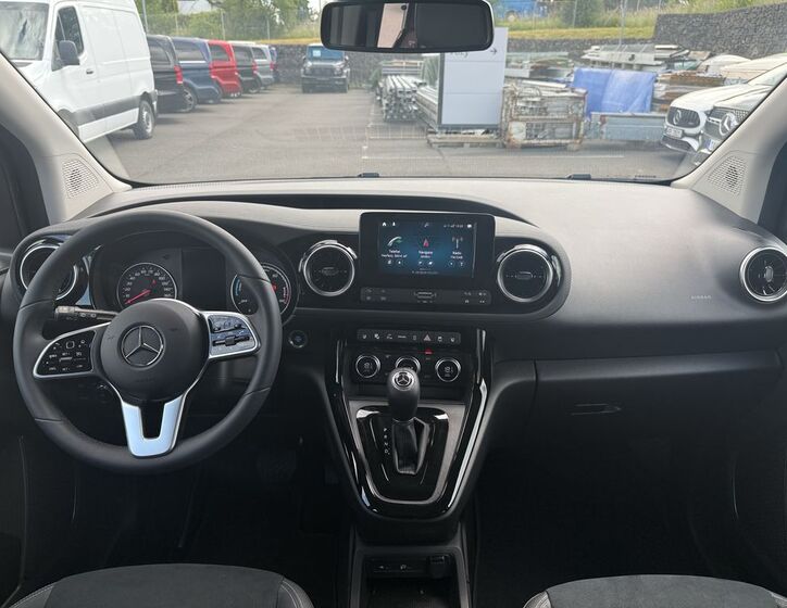 Mercedes-Benz Ostatní 16