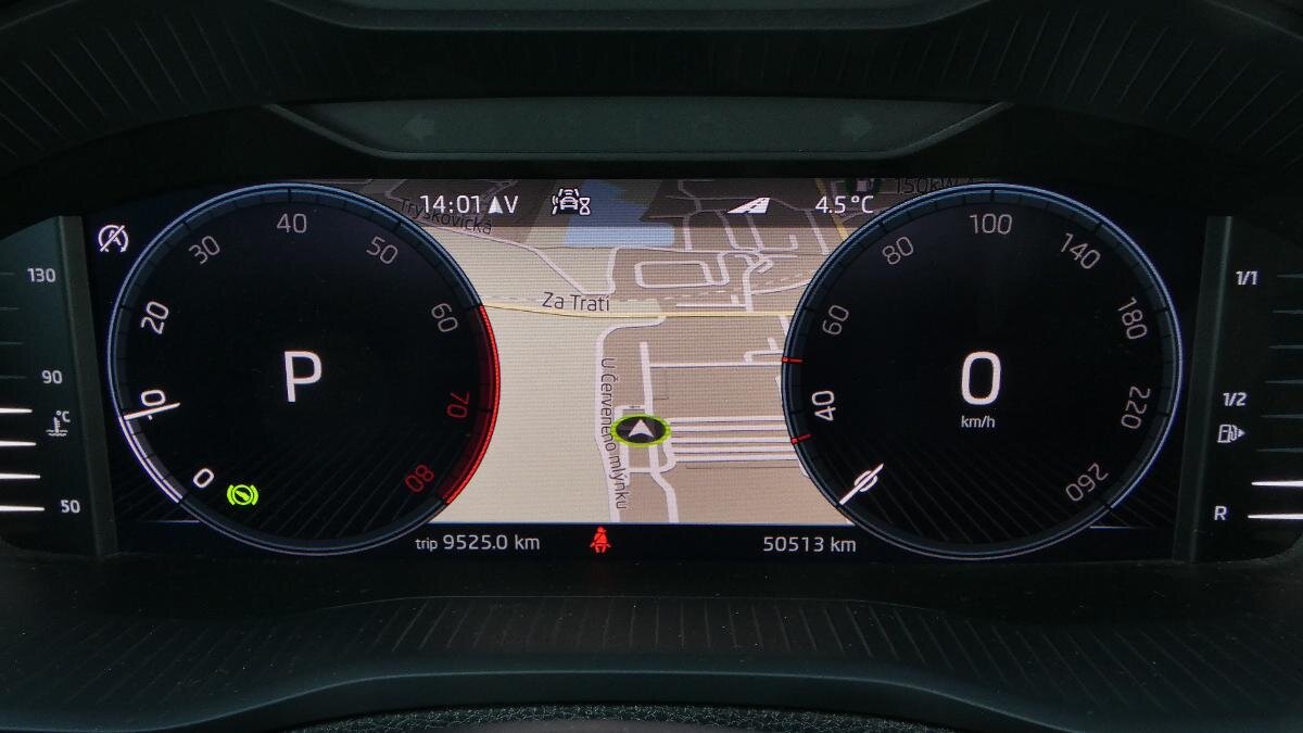 Škoda Karoq SUV / Terénní 1,5 l 110 kw