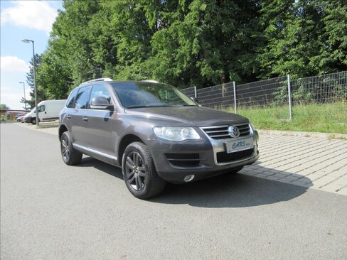 Volkswagen Touareg SUV / Terénní 3,0 l 176 kw