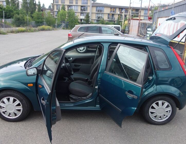Ford Fiesta 22