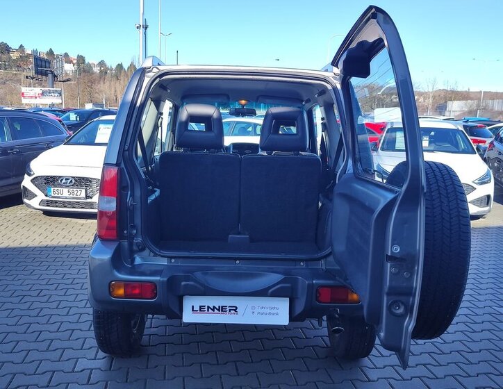 Suzuki Jimny SUV 1,3 l 63 kw
