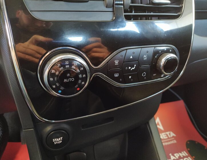 Renault Clio Kombi 898,0 66 kw