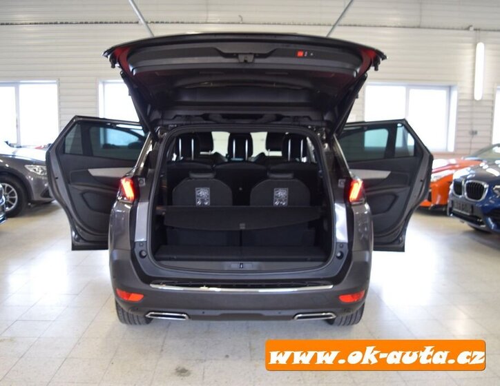 Peugeot 5008 MPV 1,5 l 96 kw