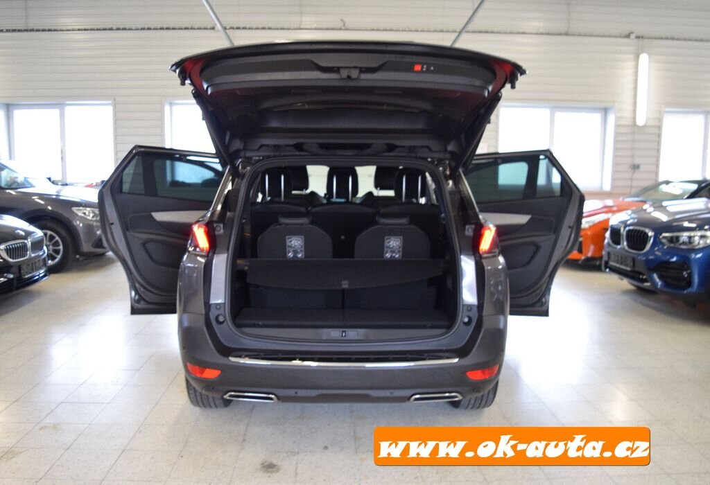 Peugeot 5008 MPV 1,5 l 96 kw