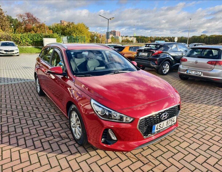 Hyundai i30 Kombi 998,0 88 kw