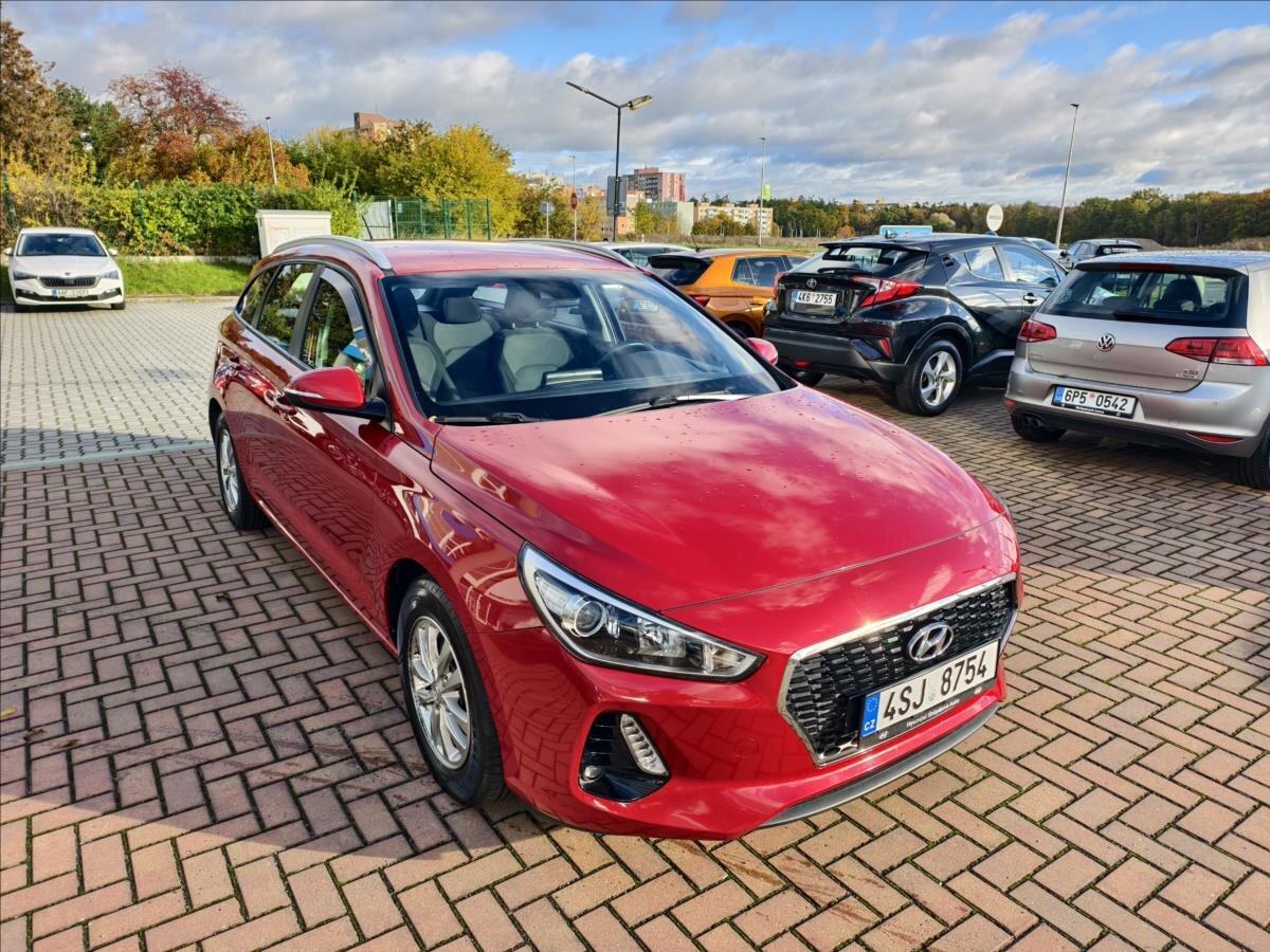 Hyundai i30 Kombi 998,0 88 kw