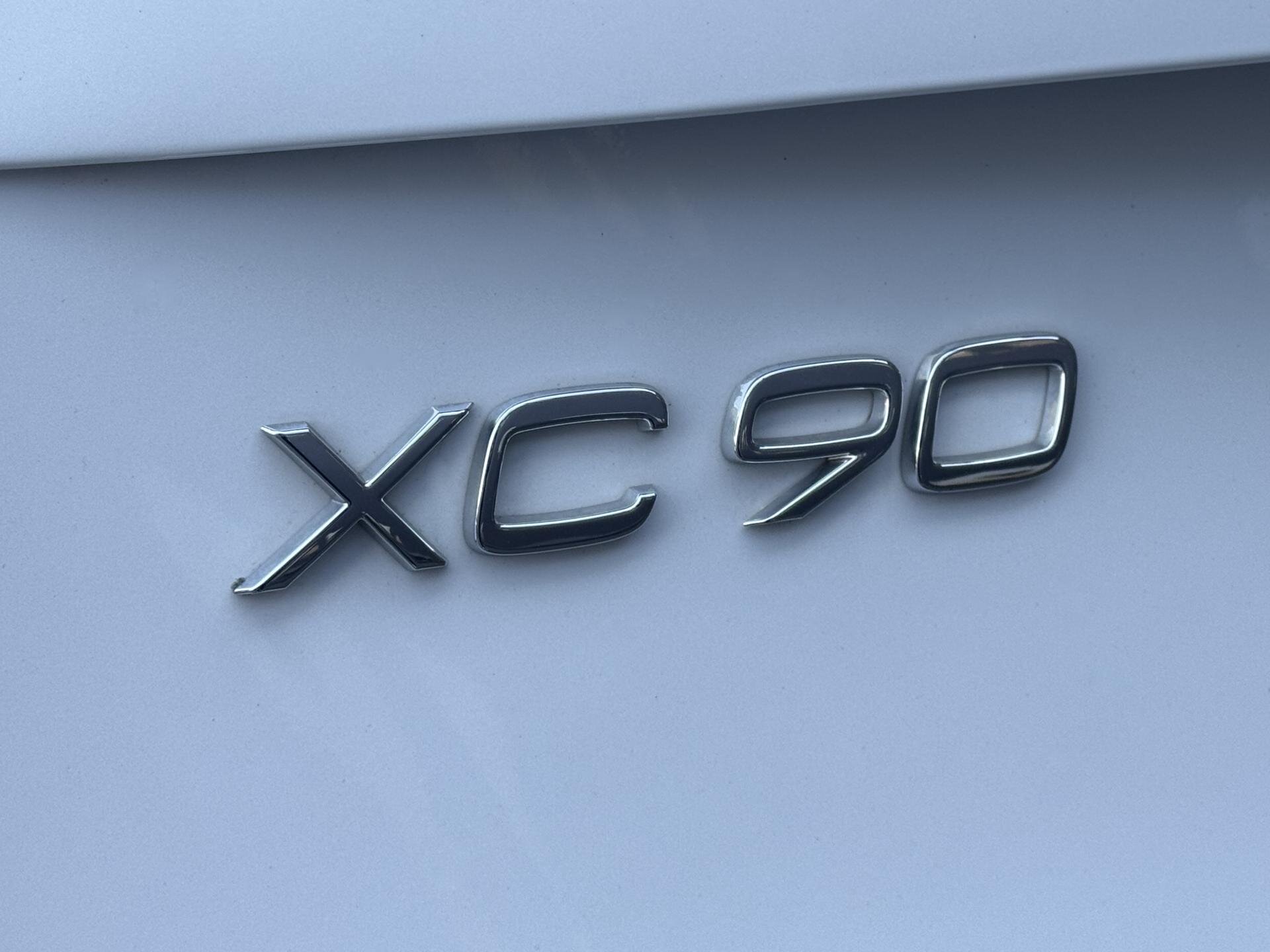 Volvo XC90 SUV / Terénní 2,0 l 173 kw