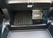 Mercedes-Benz Třídy E Sedan / Limuzína 4,0 l 450 kw