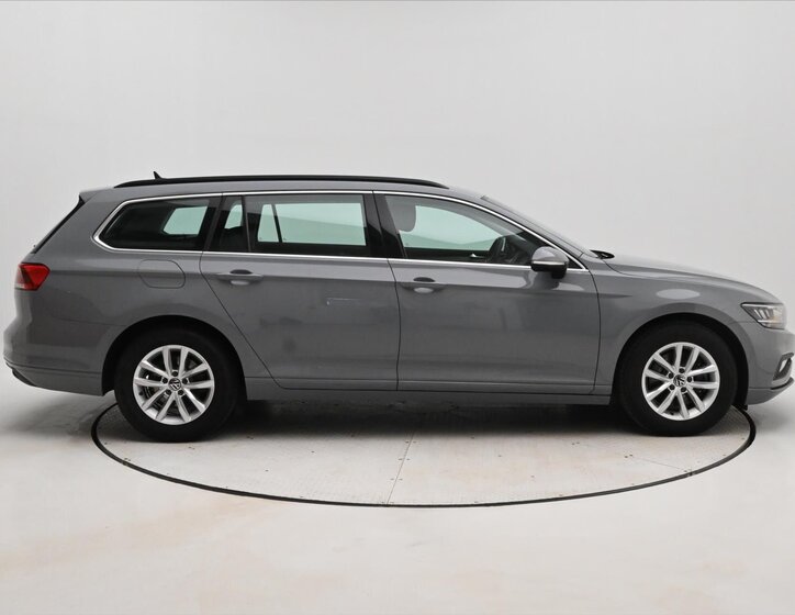 Volkswagen Passat Kombi 2,0 l 110 kw