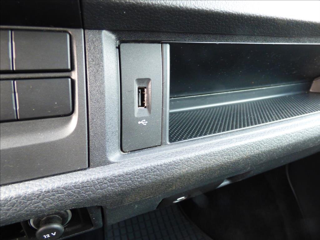 Volkswagen Caravelle MPV 2,0 l 110 kw