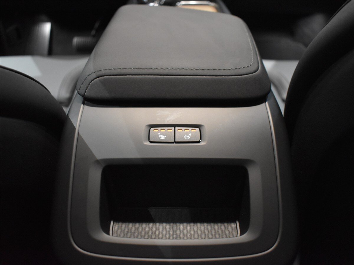 Volvo XC60 SUV / Terénní 2,0 l 184 kw