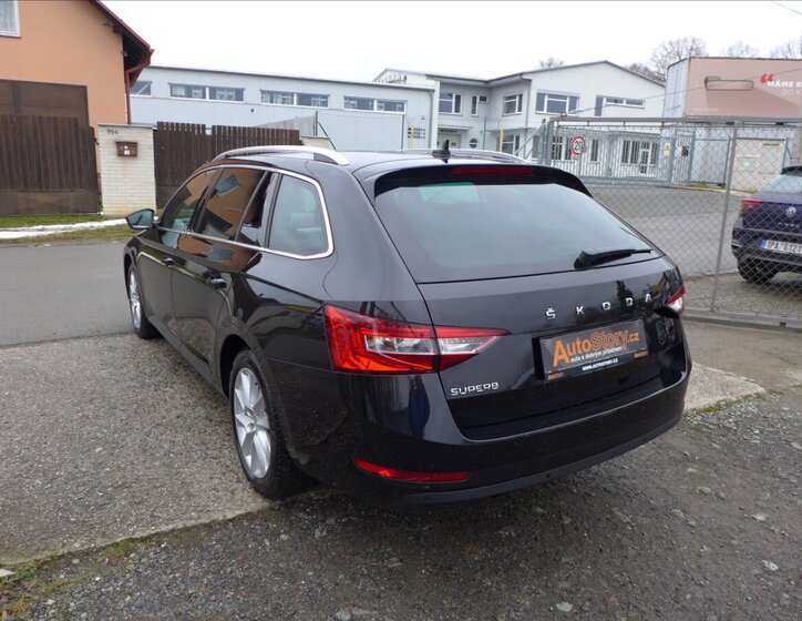 Škoda Superb Kombi 2,0 l 110 kw
