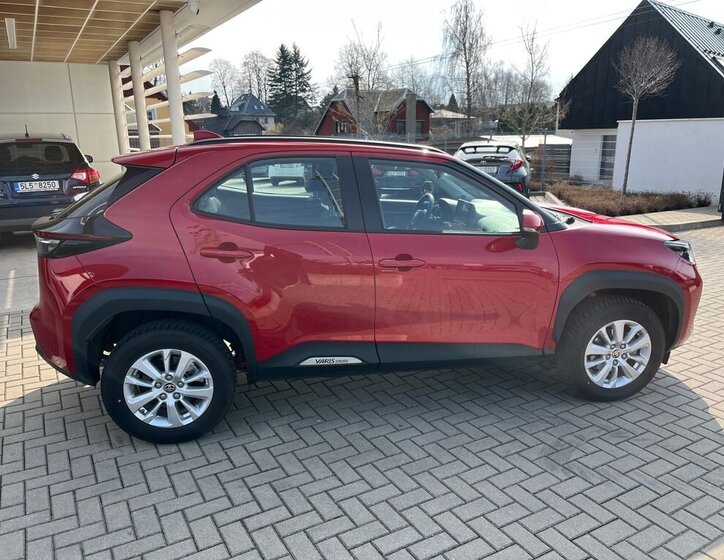 Toyota Yaris Cross SUV / Terénní 1,5 l 68 kw