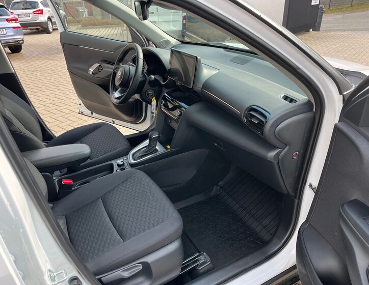 Toyota Yaris Cross SUV / Terénní 1,5 l 68 kw