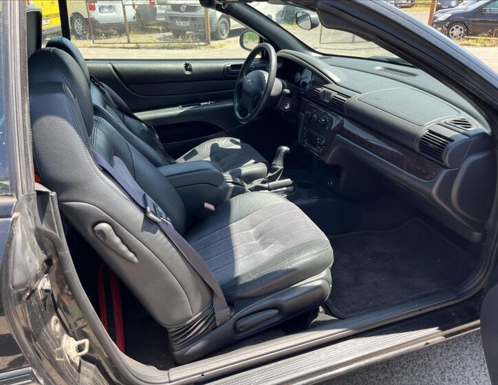 Chrysler Sebring Kabriolet 2,0 l 104 kw