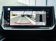 Peugeot 2008 SUV 1,2 l 100 kw