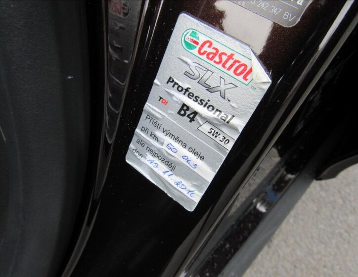 Opel Insignia Sedan / Limuzína 2,0 l 118 kw