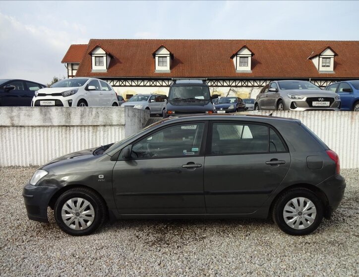 Toyota Corolla Hatchback 1,4 l 71 kw