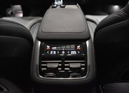 Volvo XC90 SUV / Terénní 2,0 l 228 kw