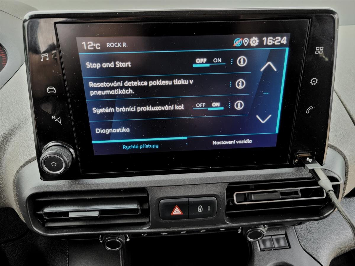 Peugeot Rifter MPV 1,5 l 75 kw